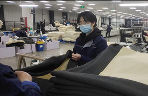 電力重啟，智慧先行 電氣學(xué)子以專業(yè)技能助力復(fù)工復(fù)產(chǎn)與教育裝備升級(jí)